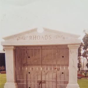 Meet your Posher, Earl